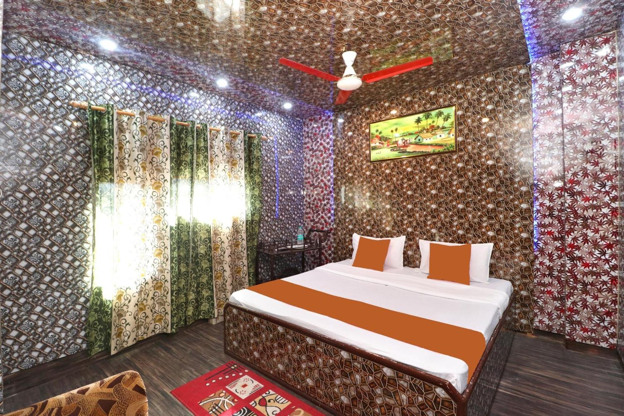 SPOT ON 29647 Hotel Heaven Shāhpur Buitenkant foto